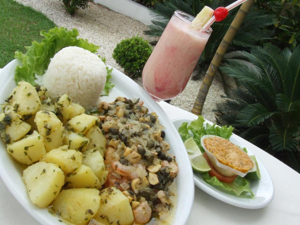 Atena Praia Hotel โบยกูกันกา ภายนอก รูปภาพ