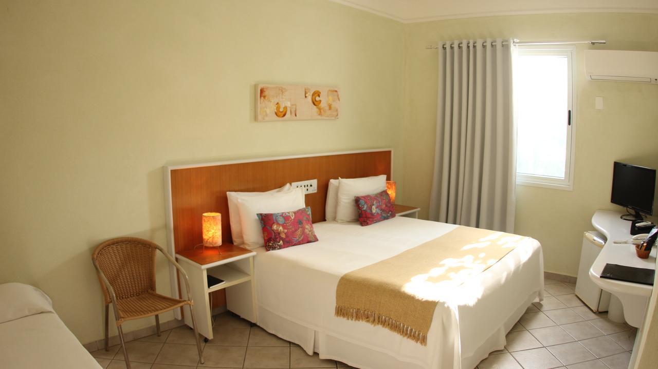 Atena Praia Hotel โบยกูกันกา ภายนอก รูปภาพ