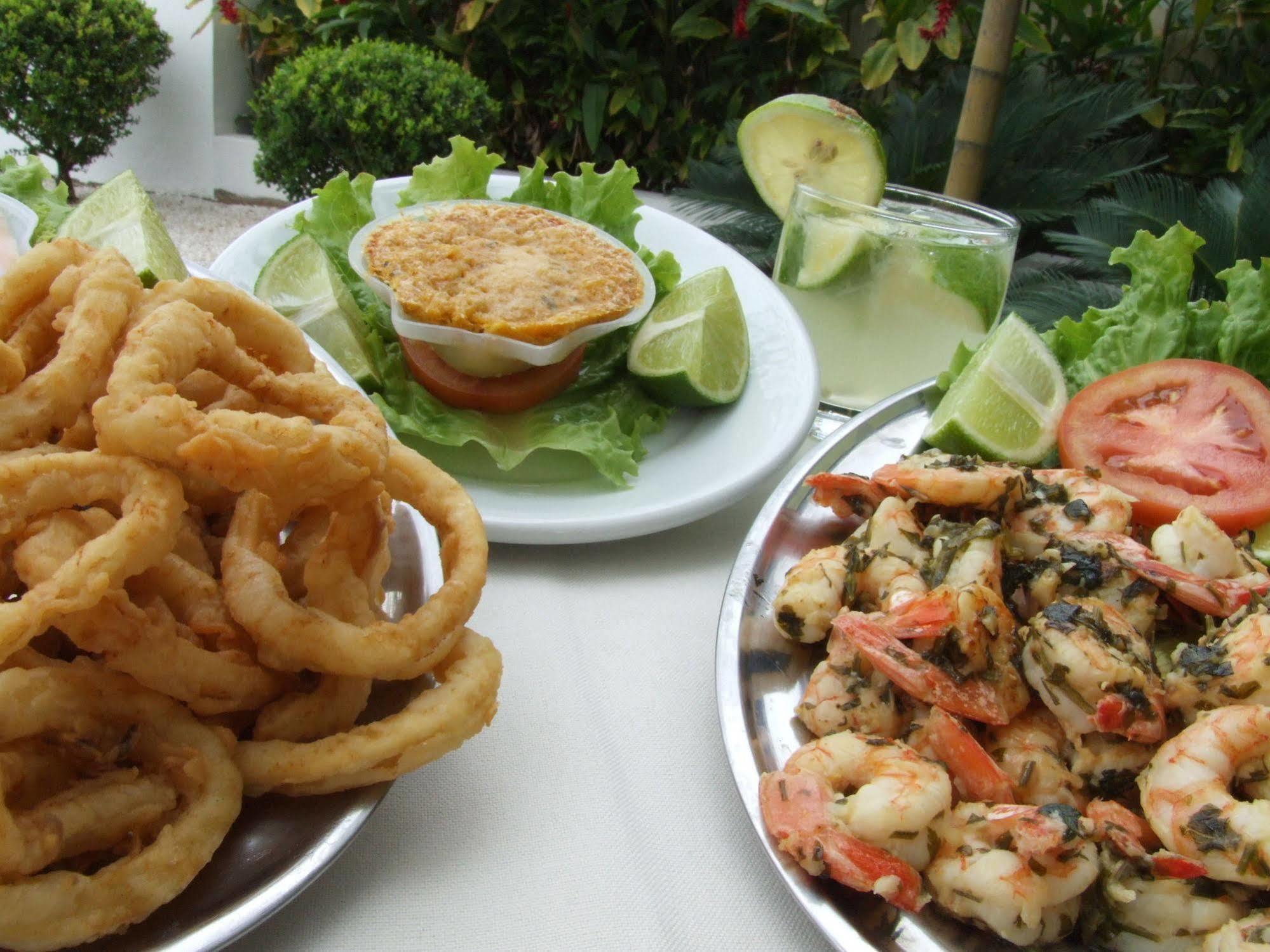 Atena Praia Hotel โบยกูกันกา ภายนอก รูปภาพ